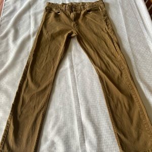 #17 men’s denizen Levi’s slim straight fit.  W36 L34 light brown